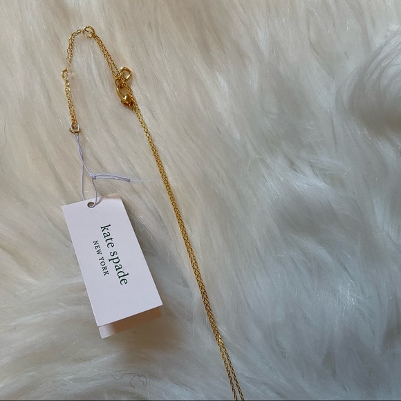 Kate Spade My Medallion Mini Pendant Necklace - NWT - Picture 10 of 12